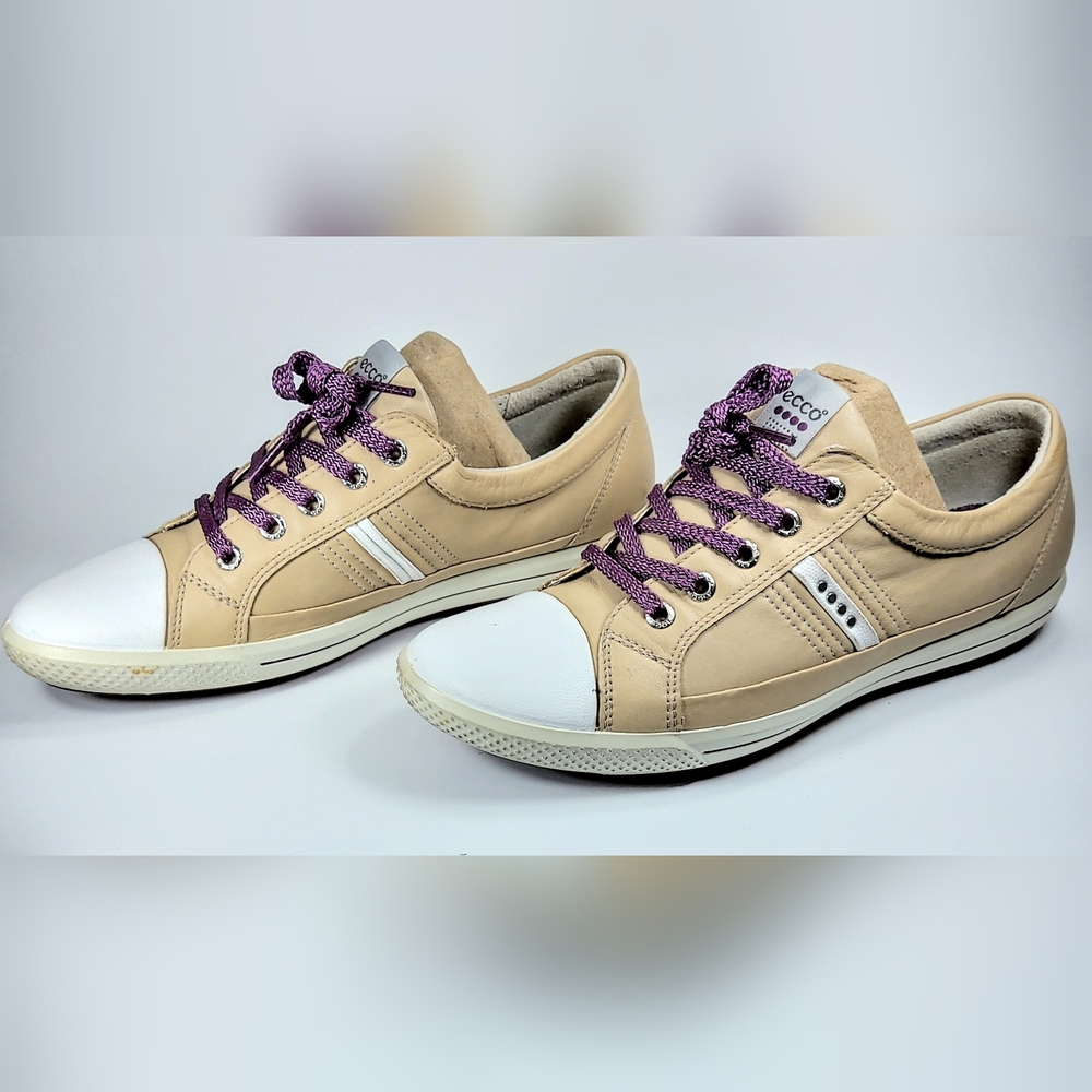 Ecco spikeless Golf Street shoes 9.5